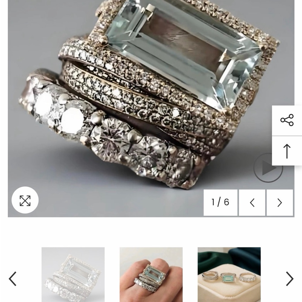 Exquisite Silver and Crystal Women's Ring